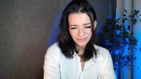 Elina online show from 10-24-25, 10:50