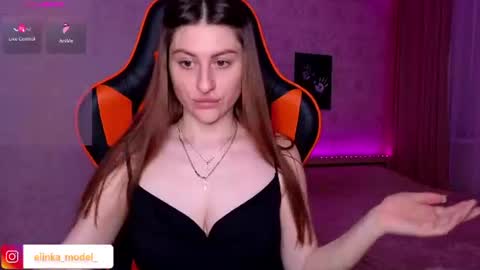 Elina online show from 06-22-26, 09:56