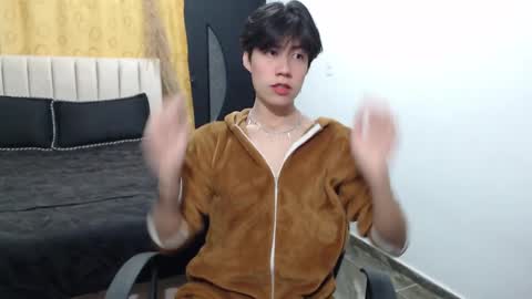 Snapshot of elio_collem chatting on 12-06-24, 08:05 ELIO online show from 12-06-24, 08:05