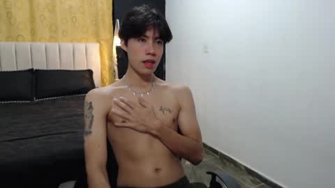 Snapshot of elio_collem chatting on 02-08-25, 08:42 ELIO online show from 02-08-25, 08:42