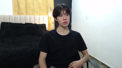 Snapshot of elio_collem chatting on 02-23-25, 09:00 ELIO online show from 02-23-25, 09:00