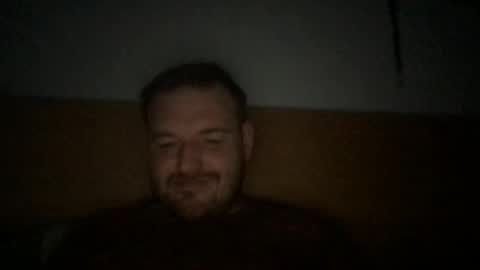 Snapshot of eliot26 chatting on 04-12-26, 09:42 e26 online show from 04-12-26, 09:42