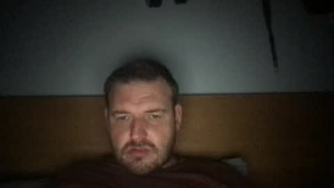 Snapshot of eliot26 chatting on 04-15-26, 07:26 e26 online show from 04-15-26, 07:26
