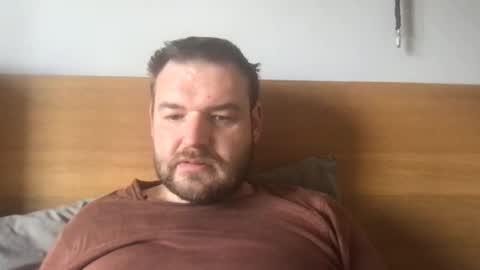 Snapshot of eliot26 chatting on 04-21-26, 09:48 e26 online show from 04-21-26, 09:48