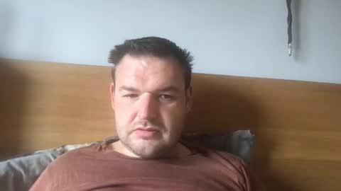 Snapshot of eliot26 chatting on 04-28-26, 11:15 e26 online show from 04-28-26, 11:15