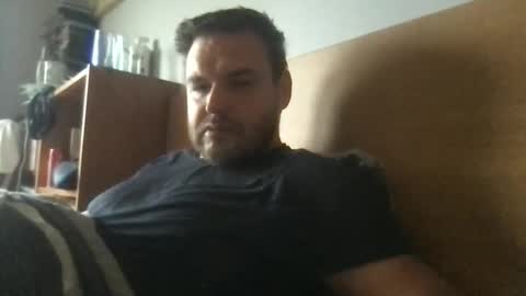 Snapshot of eliot26 chatting on 05-09-26, 09:47 e26 online show from 05-09-26, 09:47
