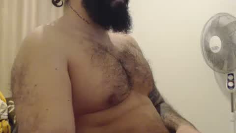 Snapshot of elis1992 chatting on 12-17-24, 01:49 elis online show from 12-17-24, 01:49