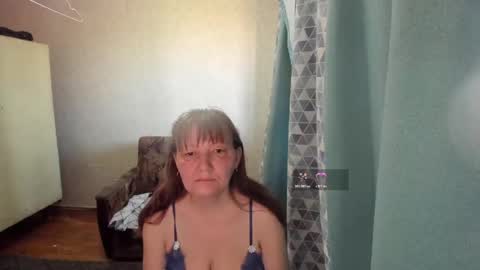 Snapshot of elis_gabbi chatting on 04-28-26, 02:38 Elis online show from 04-28-26, 02:38