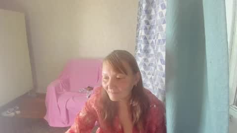 Snapshot of elis_gabbi chatting on 05-14-26, 12:39 Elis online show from 05-14-26, 12:39