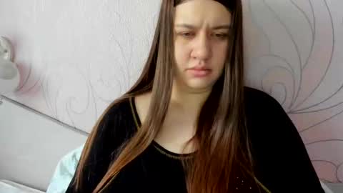 Snapshot of elisa_kollin chatting on 02-09-25, 09:58 Aletta Oushen online show from 02-09-25, 09:58