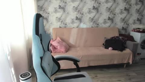 Snapshot of elisa_kollin chatting on 09-30-25, 10:09 Aletta Oushen online show from 09-30-25, 10:09