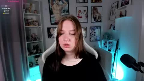 Snapshot of elisabeth_binder chatting on 06-07-26, 04:05 your sweet Lisa online show from 06-07-26, 04:05