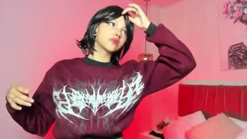Snapshot of elisabethflores chatting on 06-22-26, 07:00 elisabethflores online show from 06-22-26, 07:00