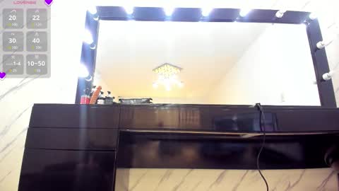 Snapshot of elisabethmassey chatting on 10-08-25, 01:09 Liss online show from 10-08-25, 01:09