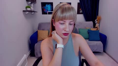 Elisabeth online show from 12-18-24, 08:57