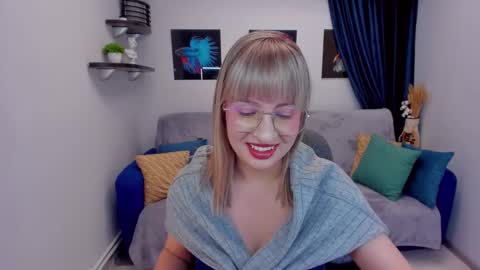 Elisabeth online show from 12-30-24, 02:51