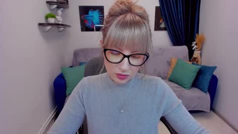 Elisabeth online show from 01-03-25, 07:39