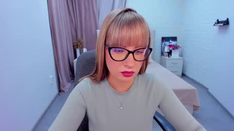 Elisabeth online show from 01-08-25, 12:15