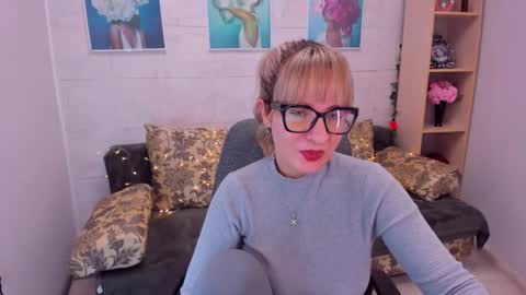 Elisabeth online show from 01-25-25, 01:30