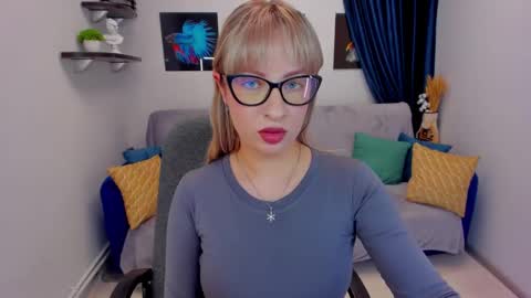 Elisabeth online show from 01-28-25, 07:53