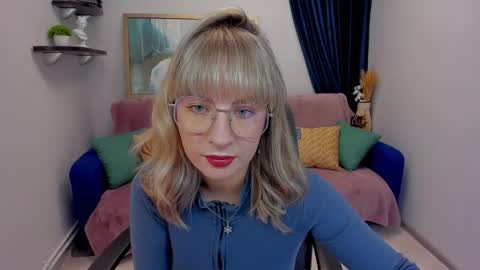 Elisabeth online show from 01-31-25, 06:24