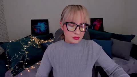 Elisabeth online show from 02-14-25, 09:10