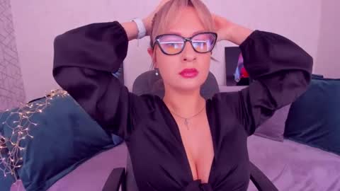 Elisabeth online show from 02-25-25, 12:03