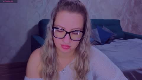 Elisabeth online show from 10-14-25, 07:03