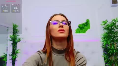 ElisaCharm online show from 11-18-25, 03:45