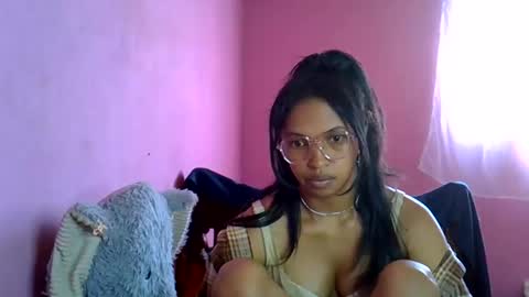 elisah01 online show from 05-22-26, 06:53