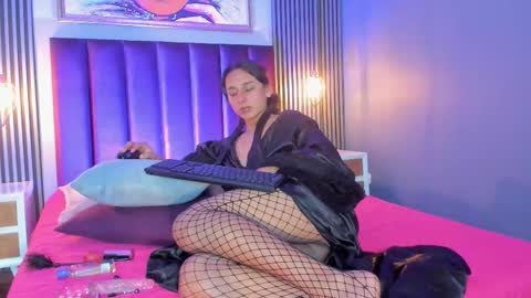 Elisa Sue online show from 03-13-26, 01:56