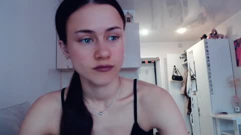 Elis online show from 04-10-26, 06:18