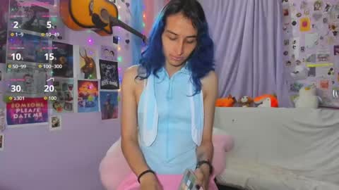 Snapshot of elisdarling chatting on 06-02-26, 11:18 elisdarling online show from 06-02-26, 11:18