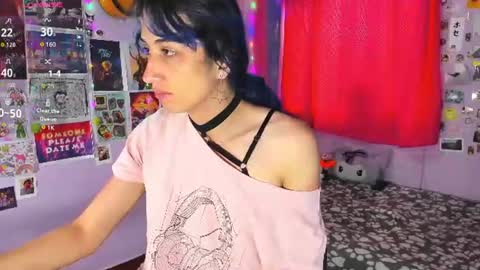 Snapshot of elisdarling chatting on 06-17-26, 09:27 elisdarling online show from 06-17-26, 09:27