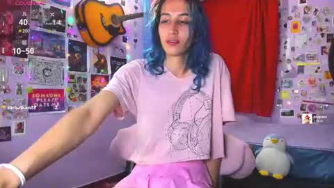 Snapshot of elisdarling chatting on 07-28-26, 11:15 elisdarling online show from 07-28-26, 11:15