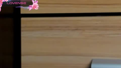 Elise online show from 03-30-26, 09:27