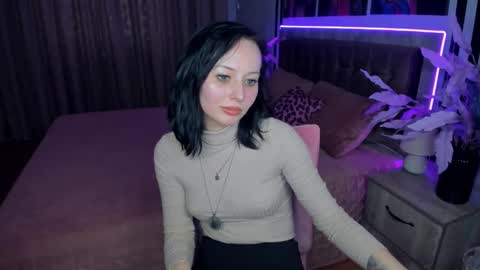 Snapshot of eliseroyalty chatting on 03-12-25, 10:26 EliseRoyalty online show from 03-12-25, 10:26