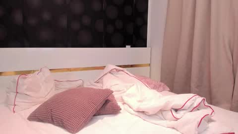 Elly online show from 11-25-25, 09:48