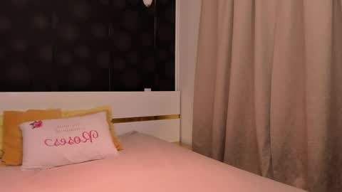 Elly online show from 02-21-26, 05:25