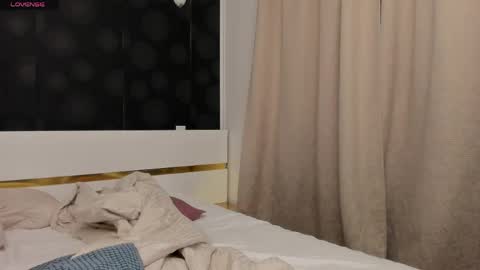 Snapshot of elisetyler89 chatting on 05-01-26, 07:18 Elly online show from 05-01-26, 07:18