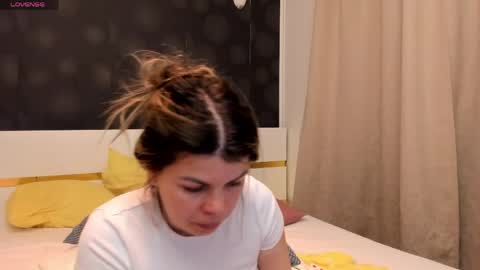 Snapshot of elisetyler89 chatting on 05-06-26, 07:41 Elly online show from 05-06-26, 07:41