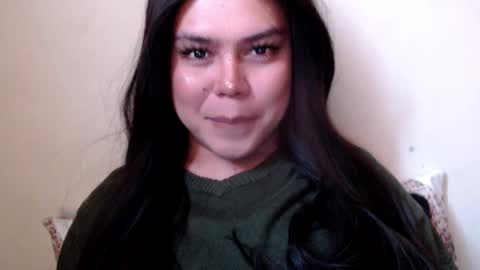 Snapshot of elisex18 chatting on 11-05-25, 02:22 Elise online show from 11-05-25, 02:22