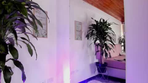 elissa_sexygirl online show from 09-28-25, 04:23