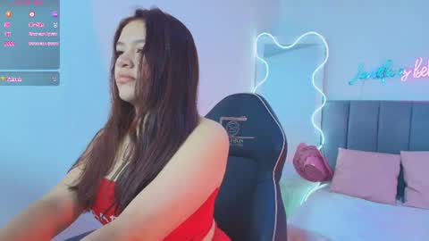 elissa_tay online show from 07-23-26, 11:52