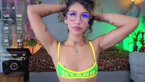 Elissecinnamon online show from 07-30-26, 02:21