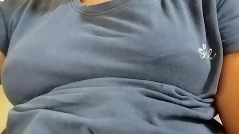 eliza_sexy03 online show from 09-13-25, 03:45