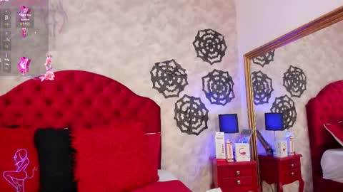 Elizabet Taylor online show from 10-16-25, 03:57