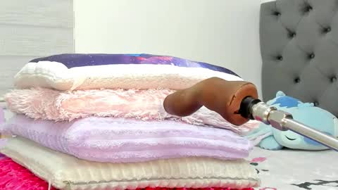 ELIZA online show from 02-12-26, 03:23