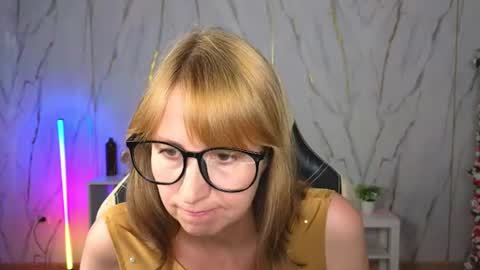 Elizabeth online show from 07-26-26, 09:27