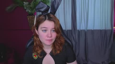 Elizabeth online show from 04-26-26, 02:42